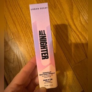 Urban Decay All Nighter Waterproof Natural Finish Setting Spray with 24HR Wear